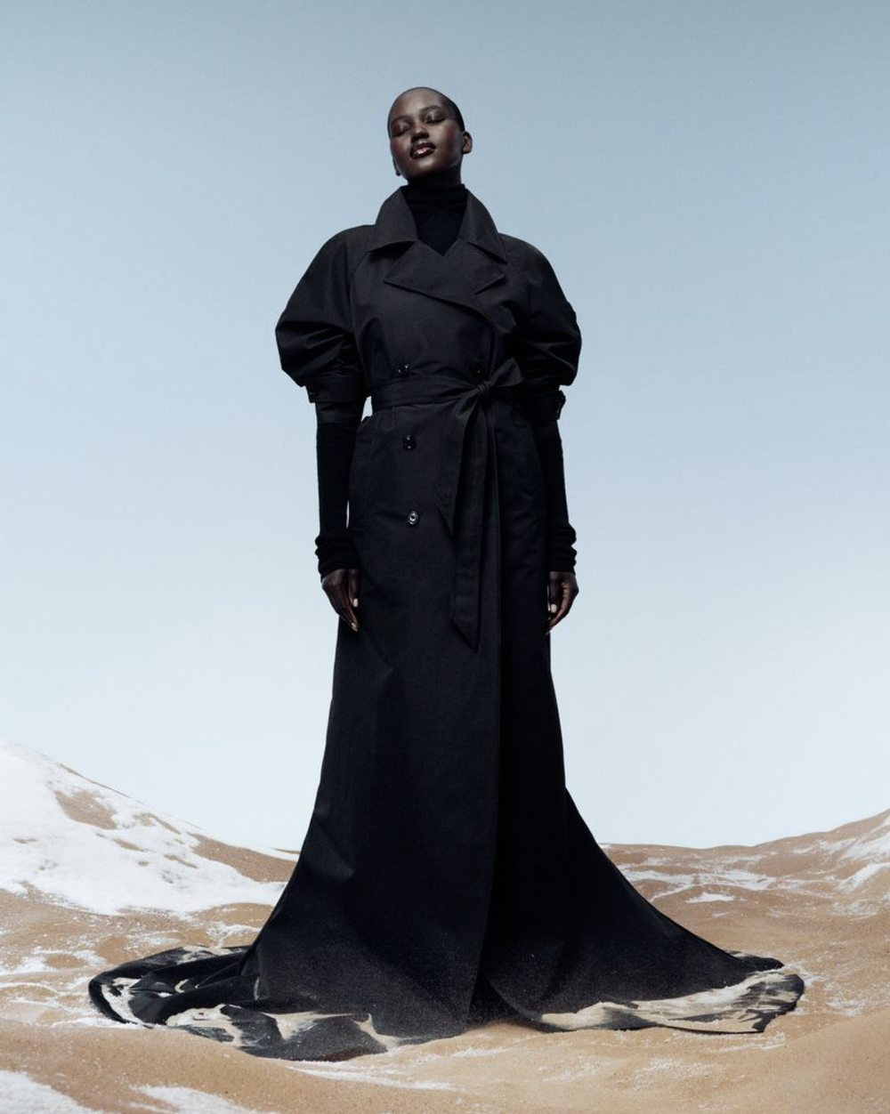 女性情報誌 Vogue Arabia March 2023 Cindy Crewford Cindy Crawford in Vogue Arabia March, by Thomas Whiteside