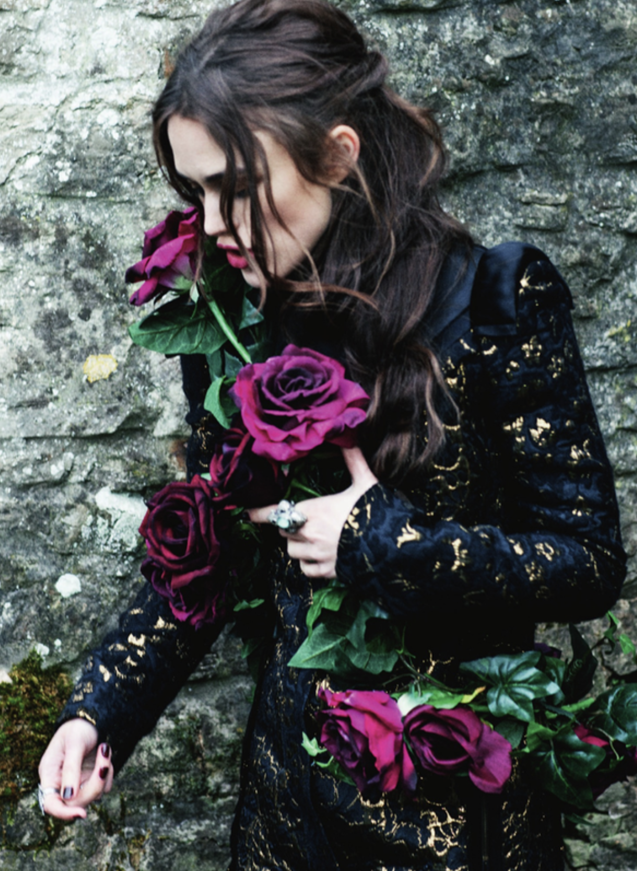 Keira-Knightley-by-Ellen-Von-Unwerth-Harpers-Bazaar-UK-September-2012-1.png