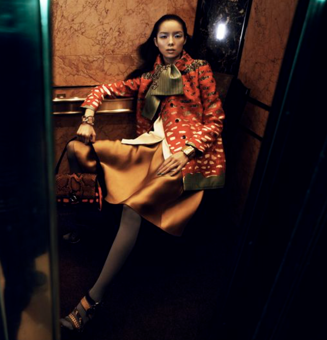 FeiFei-Sun-by-Lachlan-Bailery-Art-Deco-Cinema-Vogue-China-January-2012-5.png