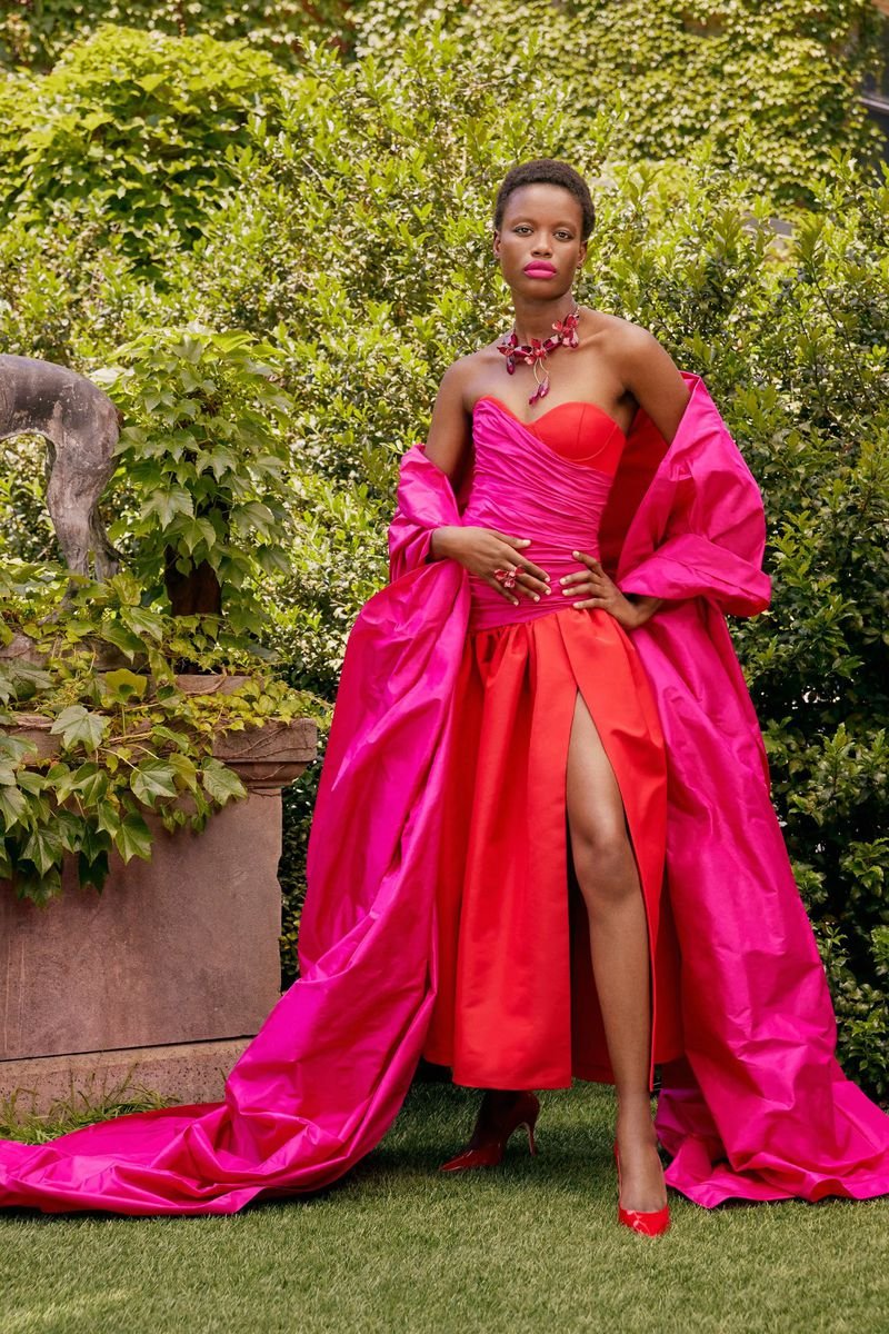 Carolina Herrera Resort 2023 Collection Retro Riviera Glamour Anne Of what-to-wear-to-a-formal-event-in-fall-formal-wedding-guest-dress
