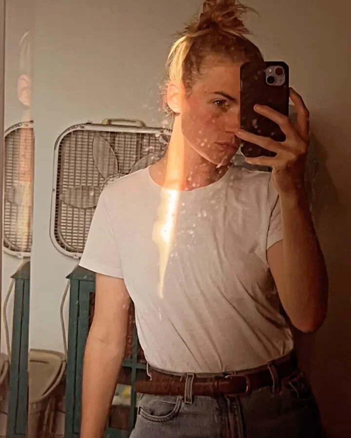 can't wait for someone else to take photos of me daily 🌹 also bruh where's my 2007 ipod nano with all my music on it 😭 it was even custom engraved 😢