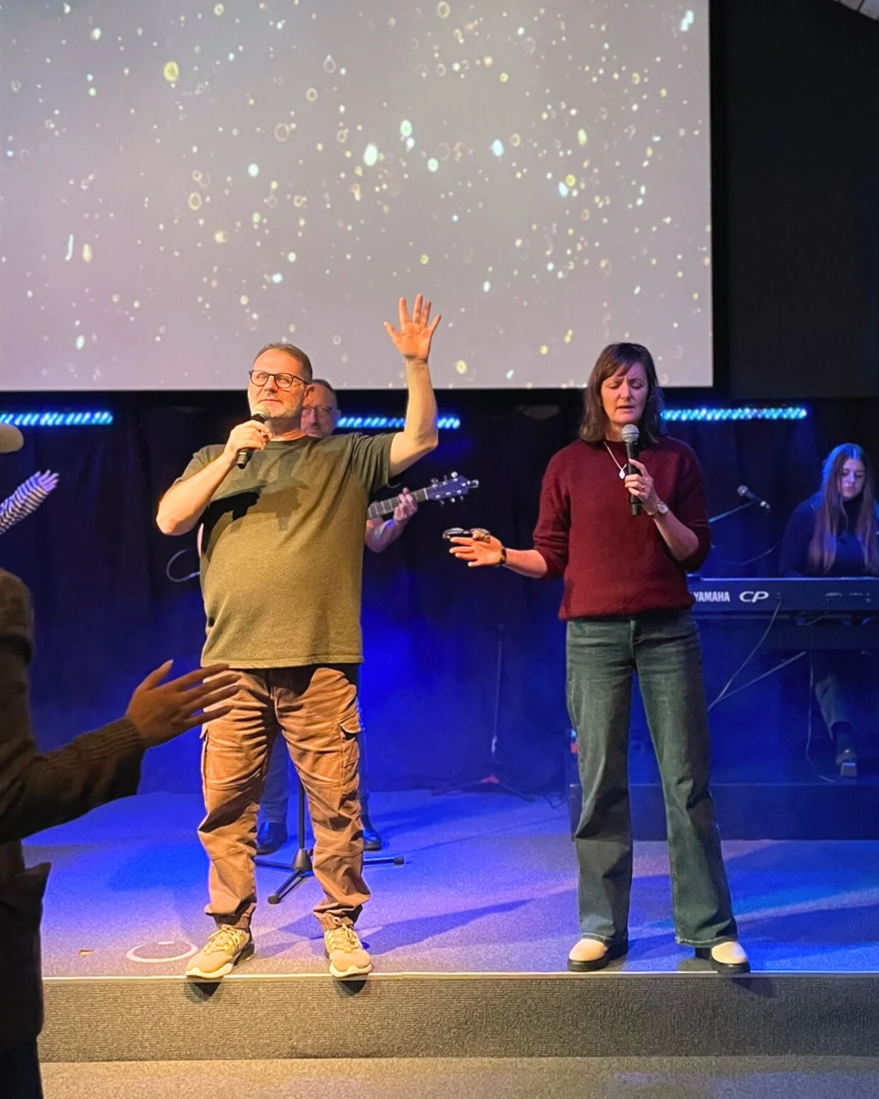 Tak for en god s&oslash;ndag, hvor Neil talte om Guds velsignelser og hvordan Hellig&aring;nden kan v&aelig;re med dig. 

Thank you for a great Sunday, where Neil preached about Gods blessings and how the Holy Spirit can be with you everyday