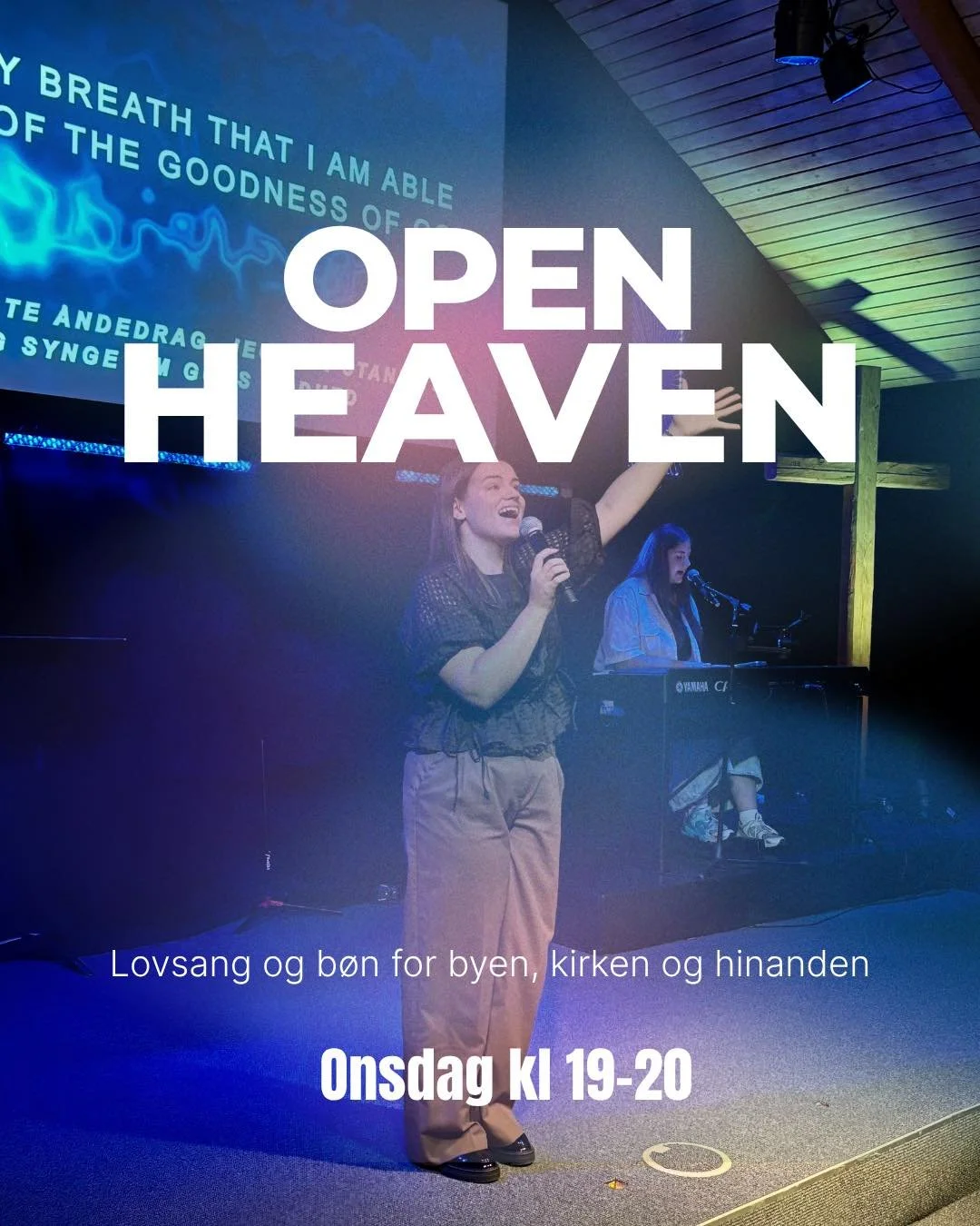 Vi samles hver anden onsdag til lovsang og b&oslash;n i sm&aring; grupper i 45 min og slutter med lidt f&aelig;llesskab. Vi beder for byen, kirken og hinanden. 

Every other Wednesday, we gather in small groups for 45 minutes of worship and prayer, c