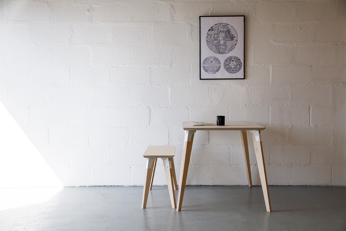 Cord_Industries_ModSys_Dining_Set_03_crockery_web.jpg