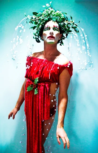 Taylor Mac by Ves Pitts cropped.jpg