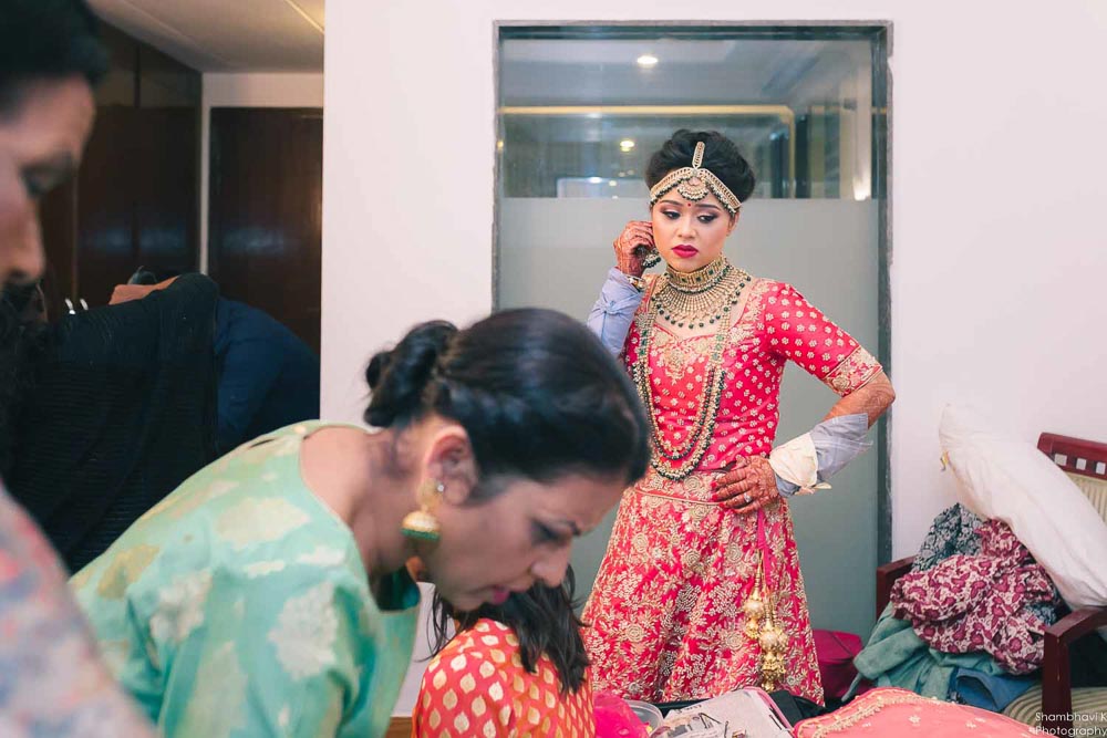 Punjabi wedding getting ready in gurudwara delhi