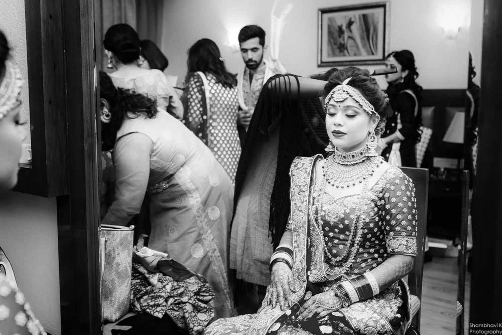 Punjabi wedding getting ready in gurudwara delhi