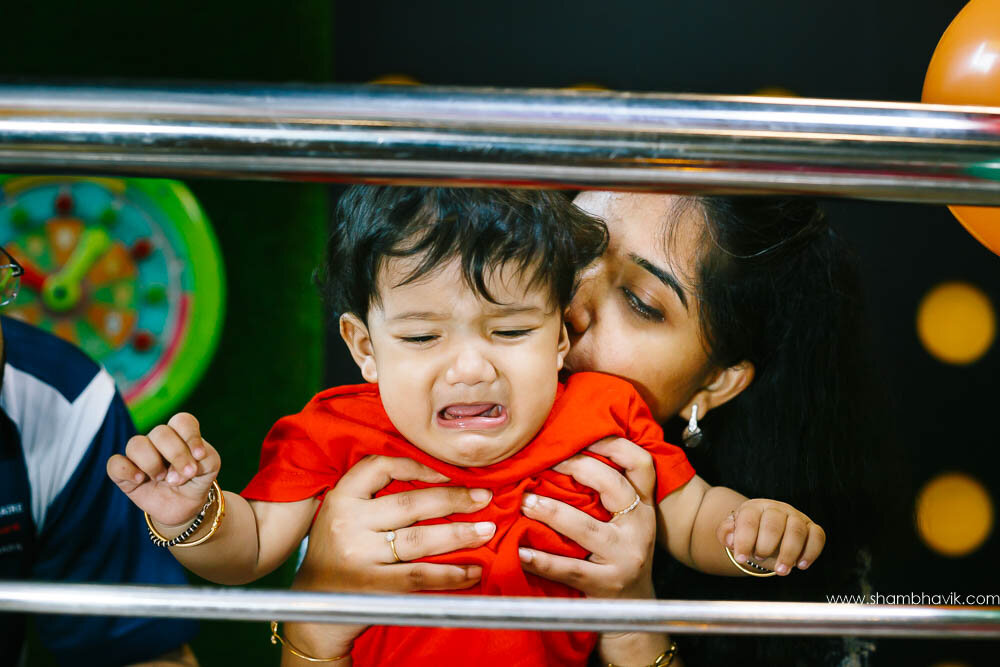 Playarea_photoshoot_indoor_candid_1_year_old_boy_fundays_dwark-14.jpg