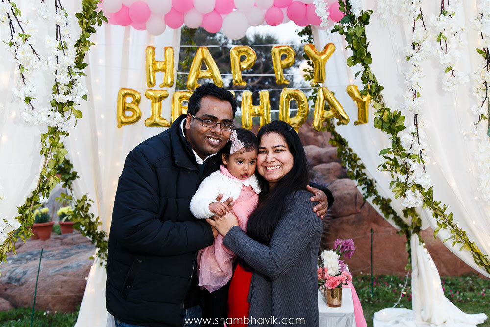 First_birthday_baby_girl_delhi_2021_candid_photographer_021.jpg