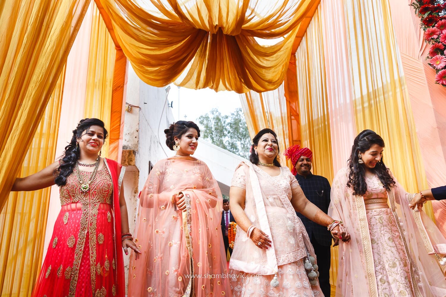 Delhi_Wedding_Photographer_Gurgaon_Candid_Photojournalism_North_Indian_006.jpg