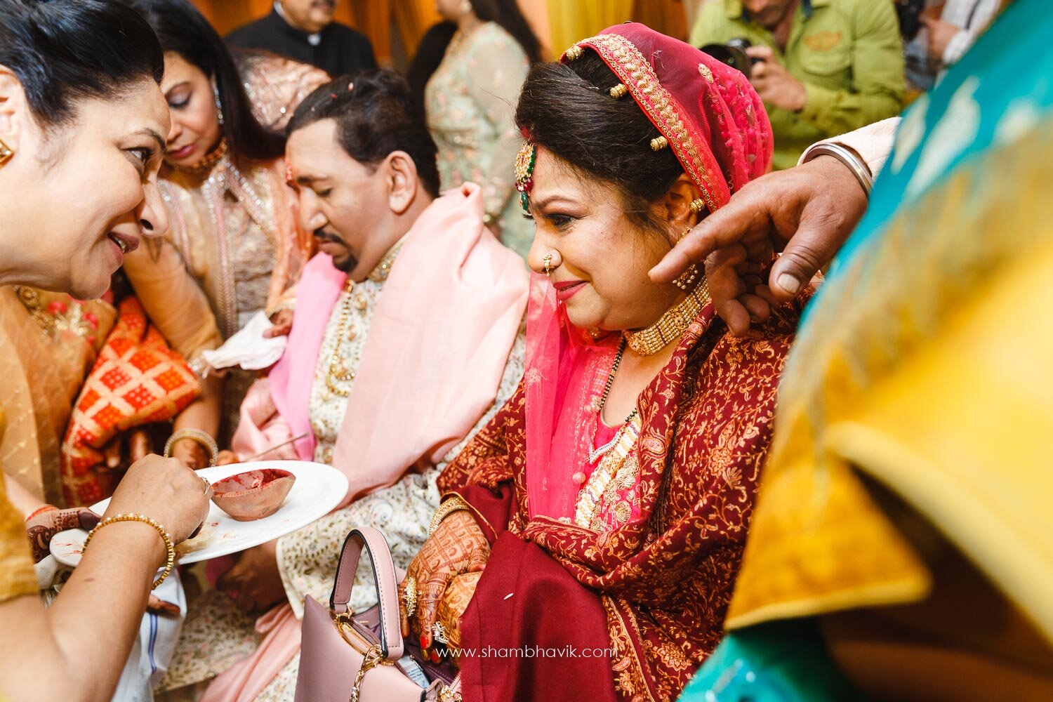 Delhi_Wedding_Photographer_Gurgaon_Candid_Photojournalism_North_Indian_037.jpg