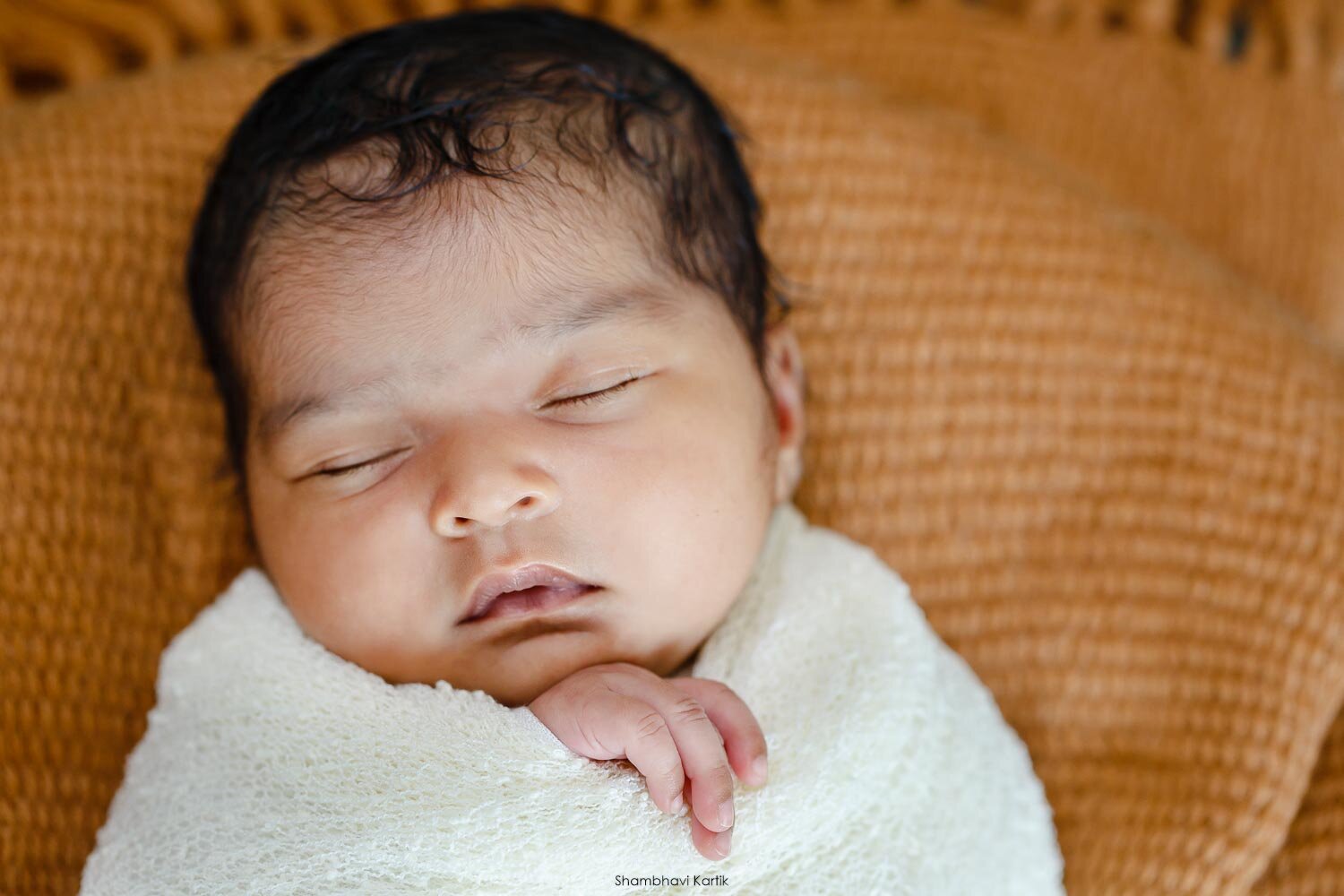 newborn_lifestyle_photoshoot_candid_lifestyle_gurgaon_delhiNCR_001.jpg