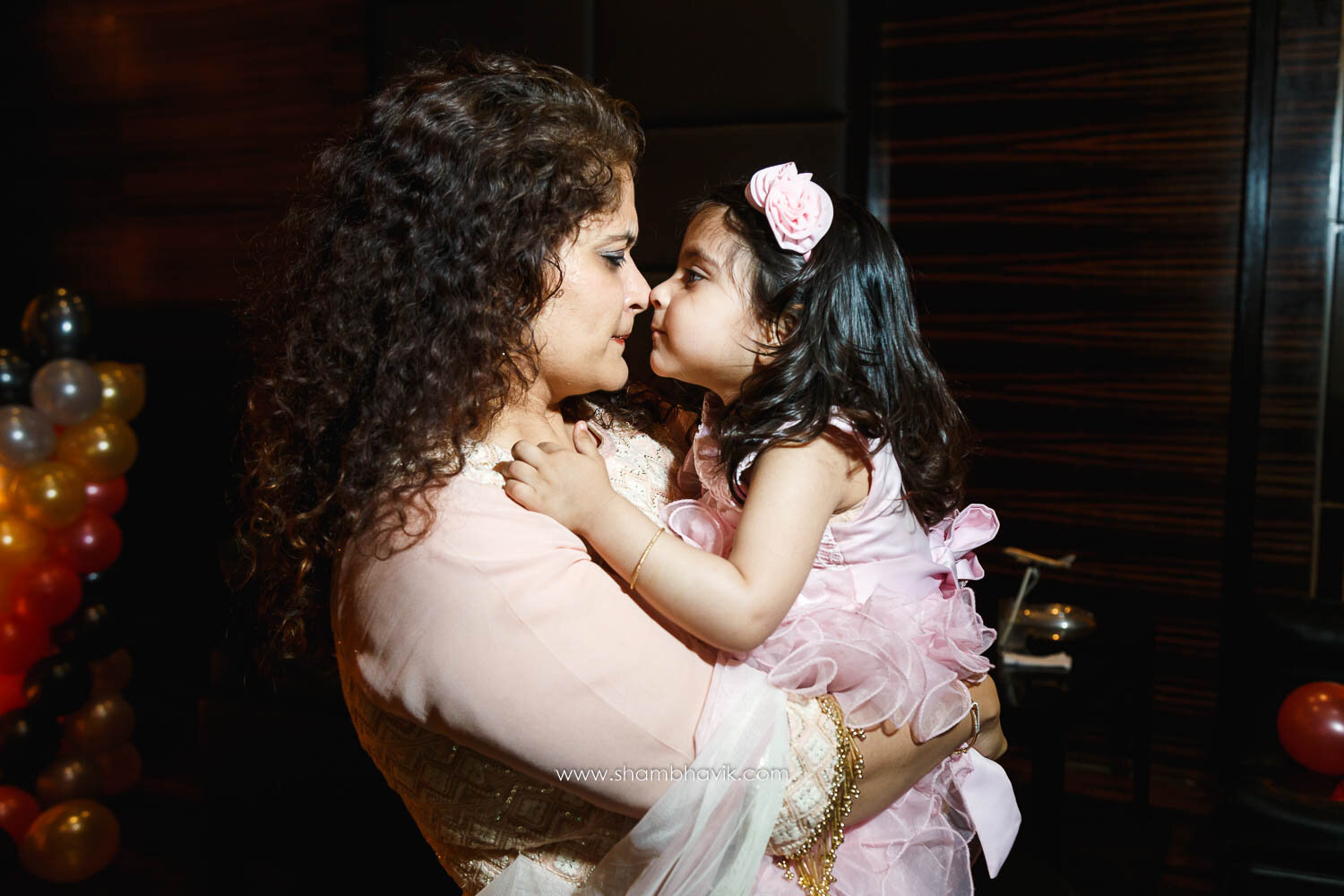 2nd_second_birthday_celebration_baby_girl_delhi_candid_photography_010.jpg