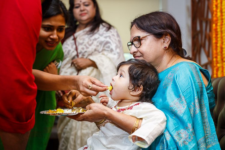 Annaprashan_first_baby_food_ceremony_six_month_Photography_Delhi_Noida_Gurgaon007.jpg