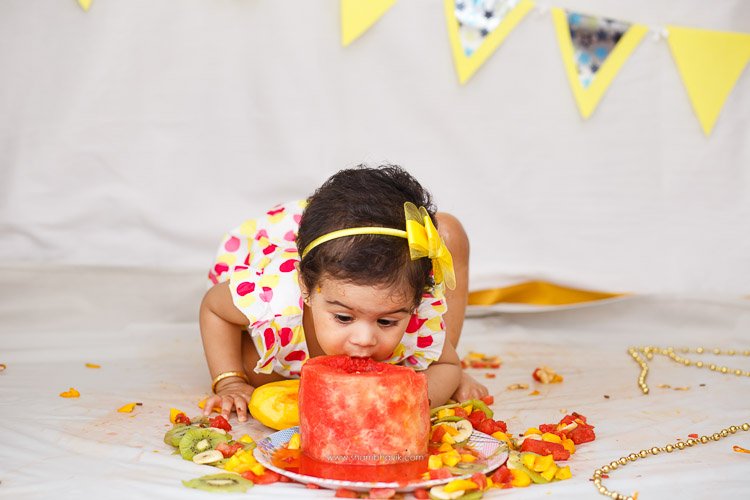 Fruit_cake_smash_cake_smash_fruit_smash_fruit_cake_photoghraphy_gurgaon_photography_delhi_photography_dwarka_noida_007.jpg