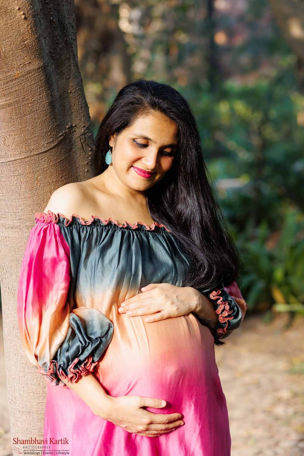 Maternity_photoshoot_Delhi_Gurgaon_Bengaluru_Outdoor_002.jpg