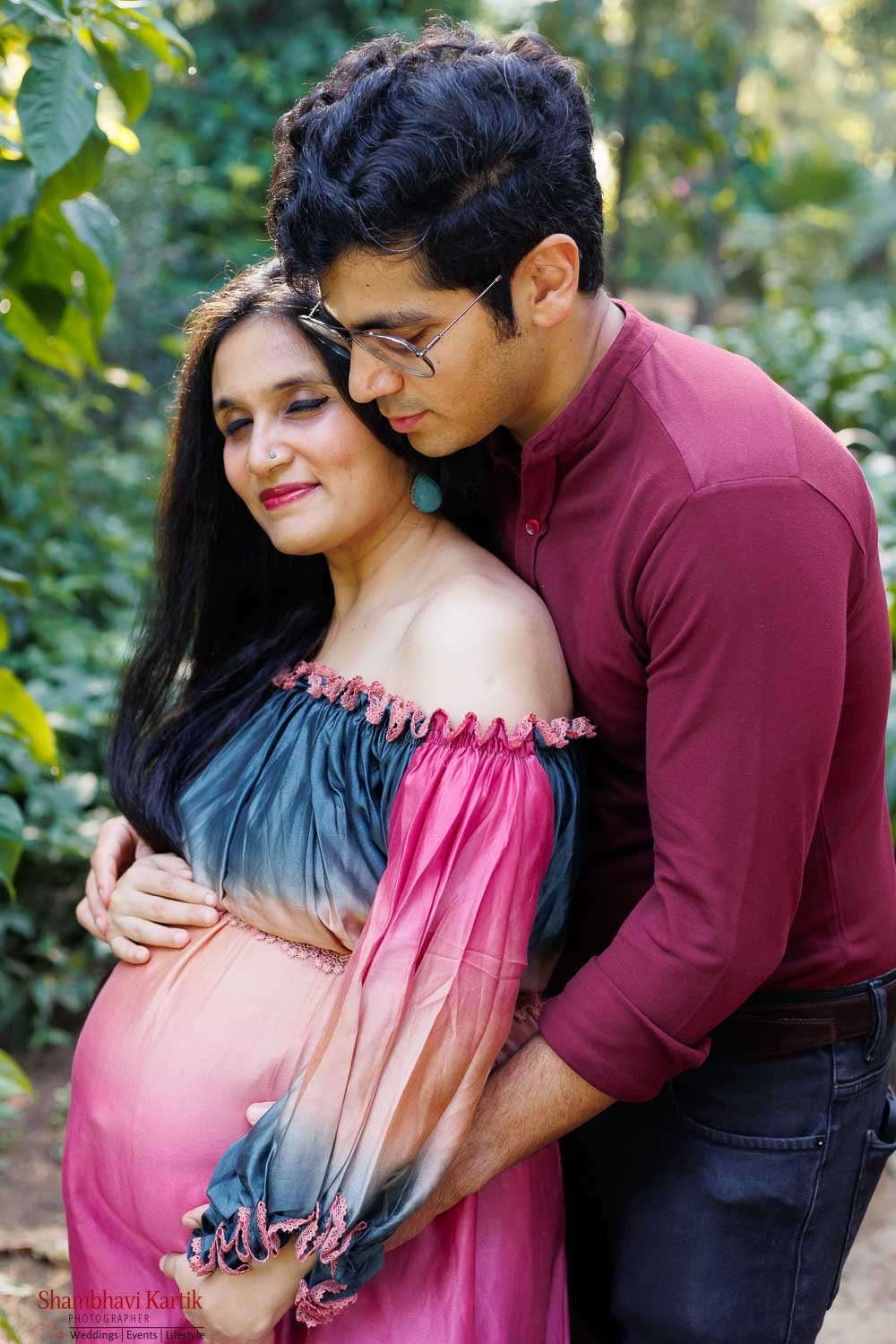 Maternity_photoshoot_Delhi_Gurgaon_Bengaluru_Outdoor_008.jpg