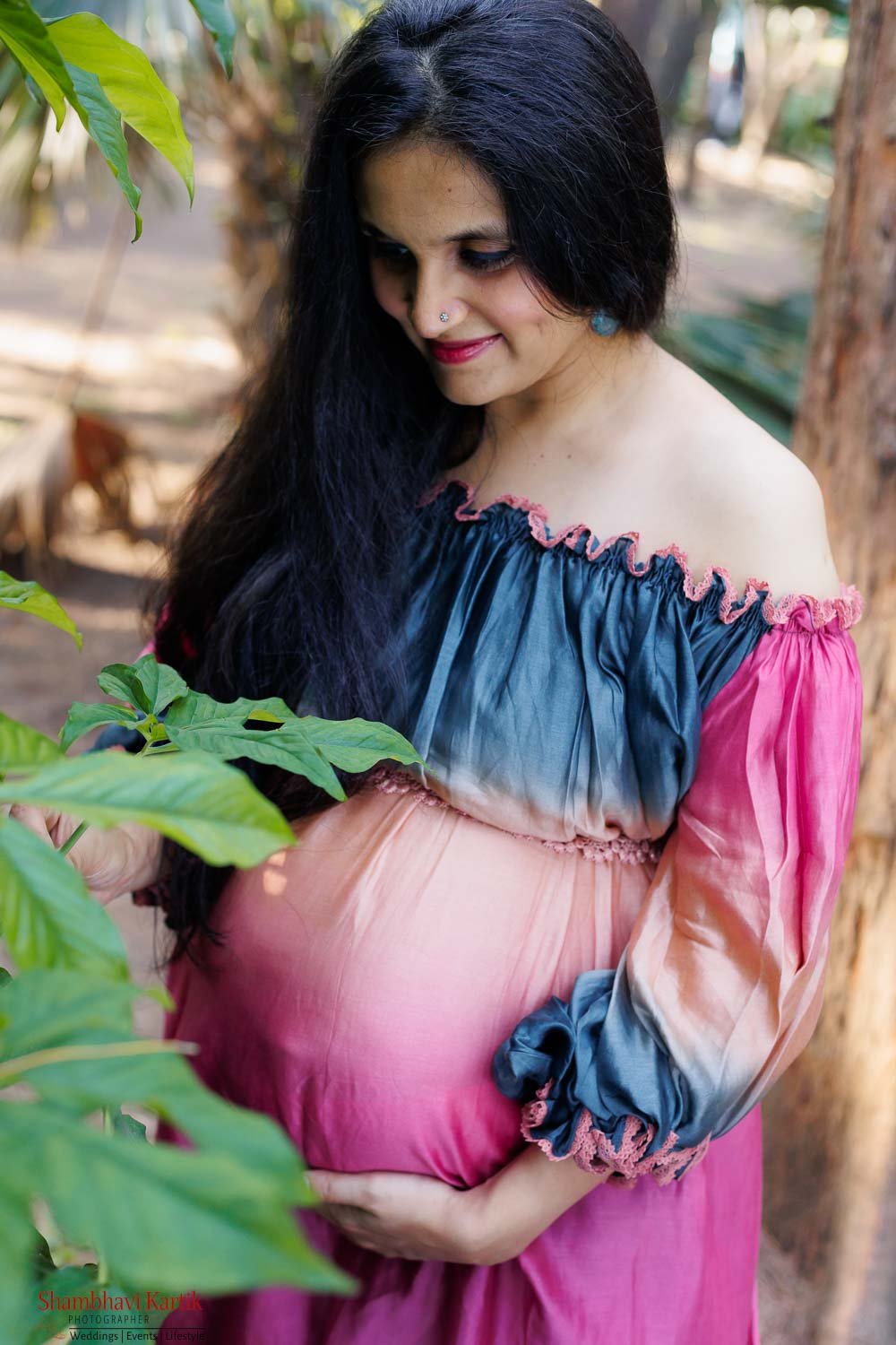 Maternity_photoshoot_Delhi_Gurgaon_Bengaluru_Outdoor_009.jpg