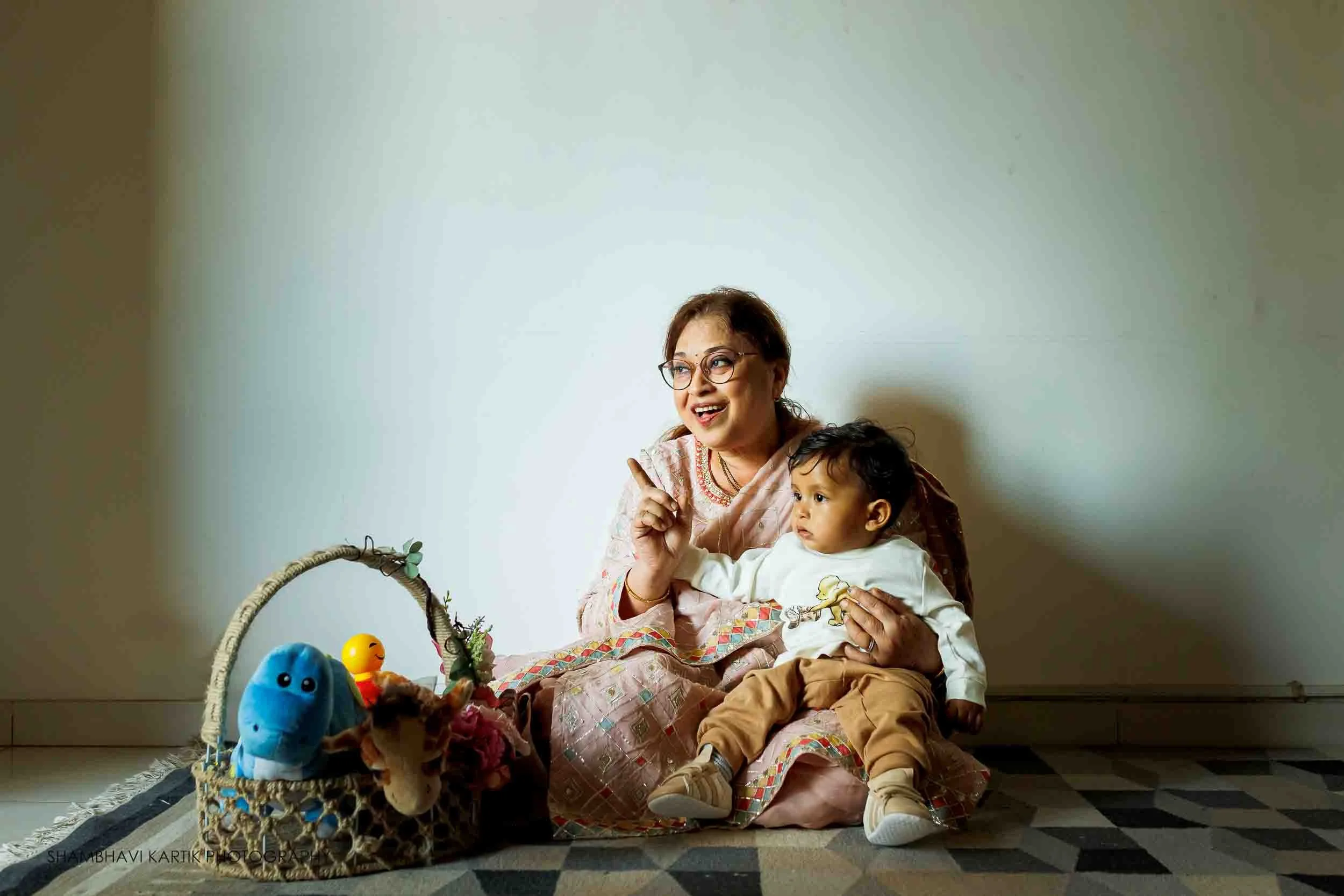 9_month_old_baby_photoshoot_documentary_bangalore_candid (4).jpg