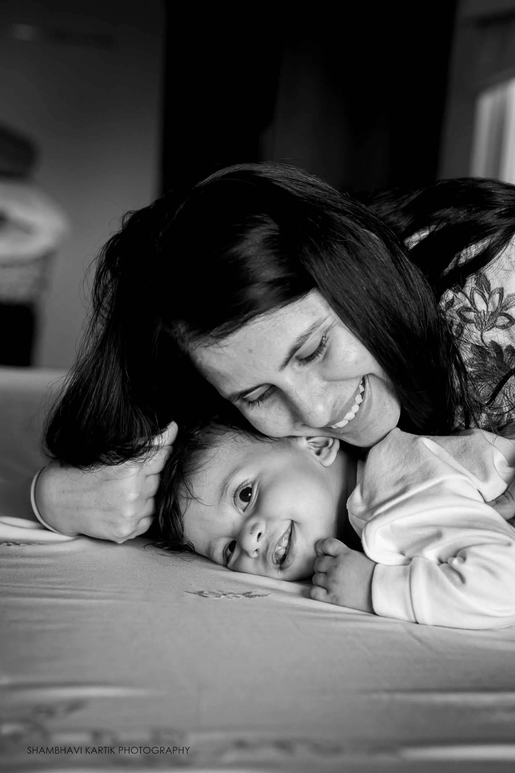 9_month_old_baby_photoshoot_documentary_bangalore_candid (14).jpg