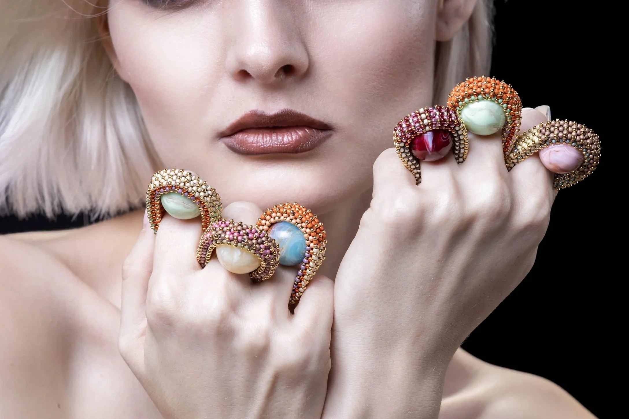 Pod Ring in 5 colors