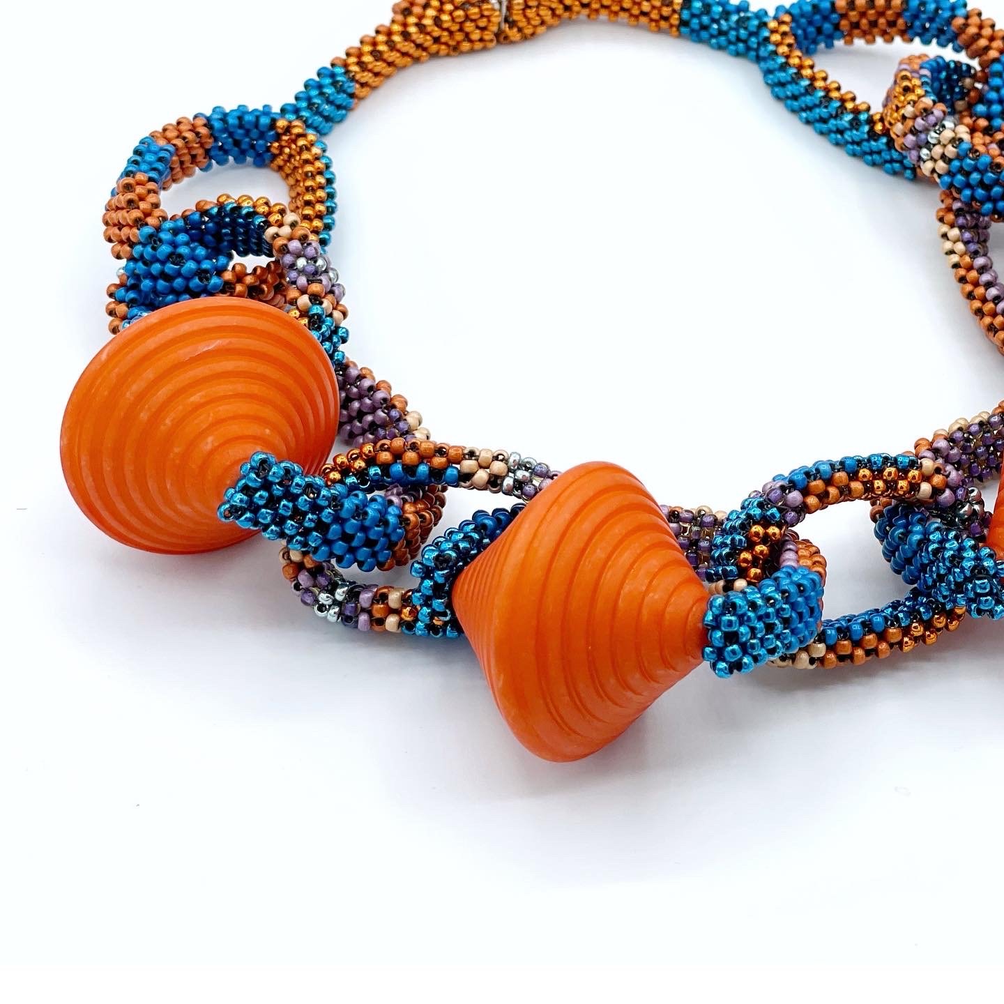 Mara_Colecchia_Buoys_necklace_detail.jpeg