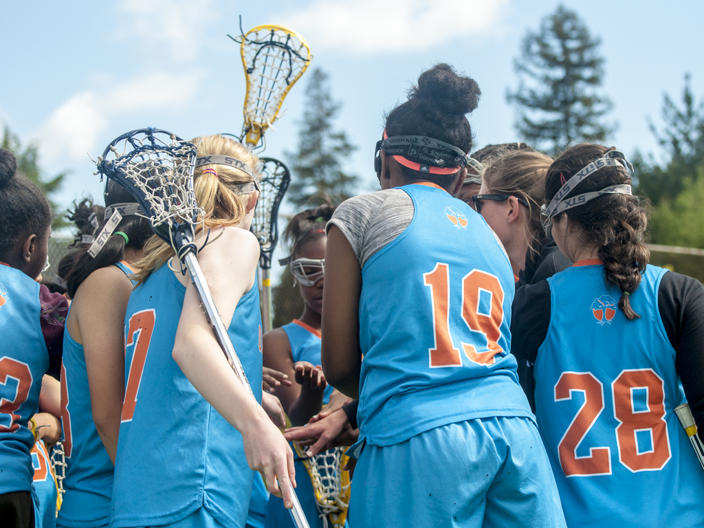 huddle22.jpg