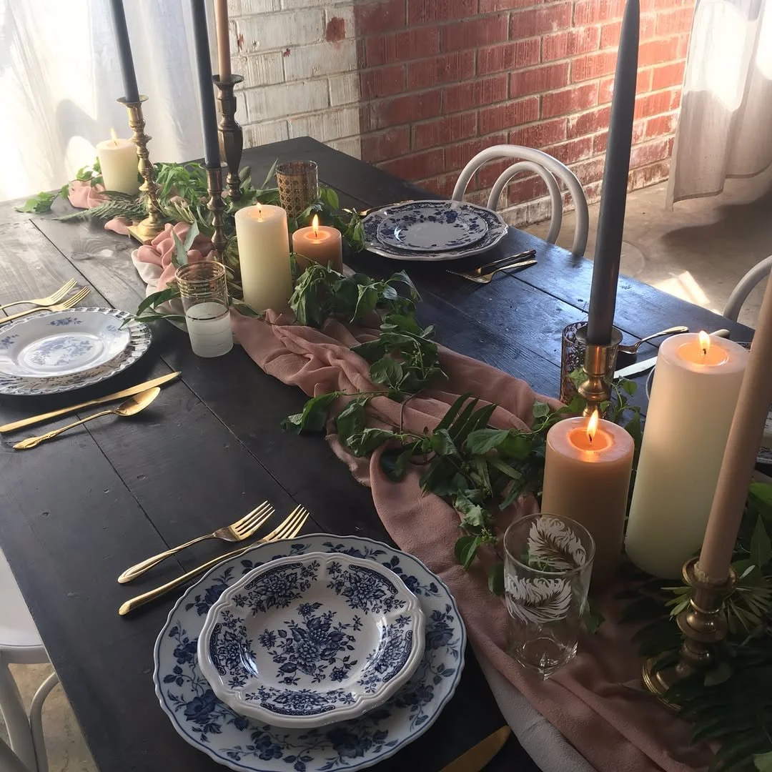 ✨ Bring the bites you love! ✨

At Brick + Laurel, you&rsquo;re free to bring your own food, desserts, drinks, or your favorite local caterer. No vendor restrictions. No extra fees. Just flexibility to make your event totally yours. 🎂🍾🌮

📅 Book a 