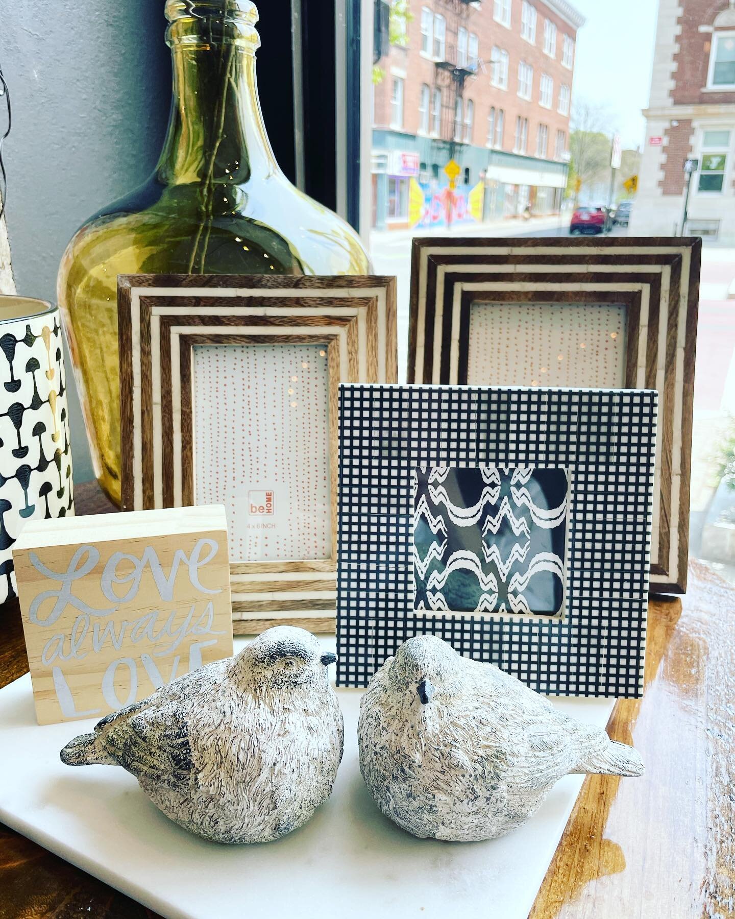 Here&rsquo;s your Mothers Day gift idea for today! Beautiful picture frames to add your special memory to and make mom smile 😊 #frameyourmemories #momslovethesmallthings #showheryouloveher #shoponnorth #heartoftheberkshires #supportlocalbusiness