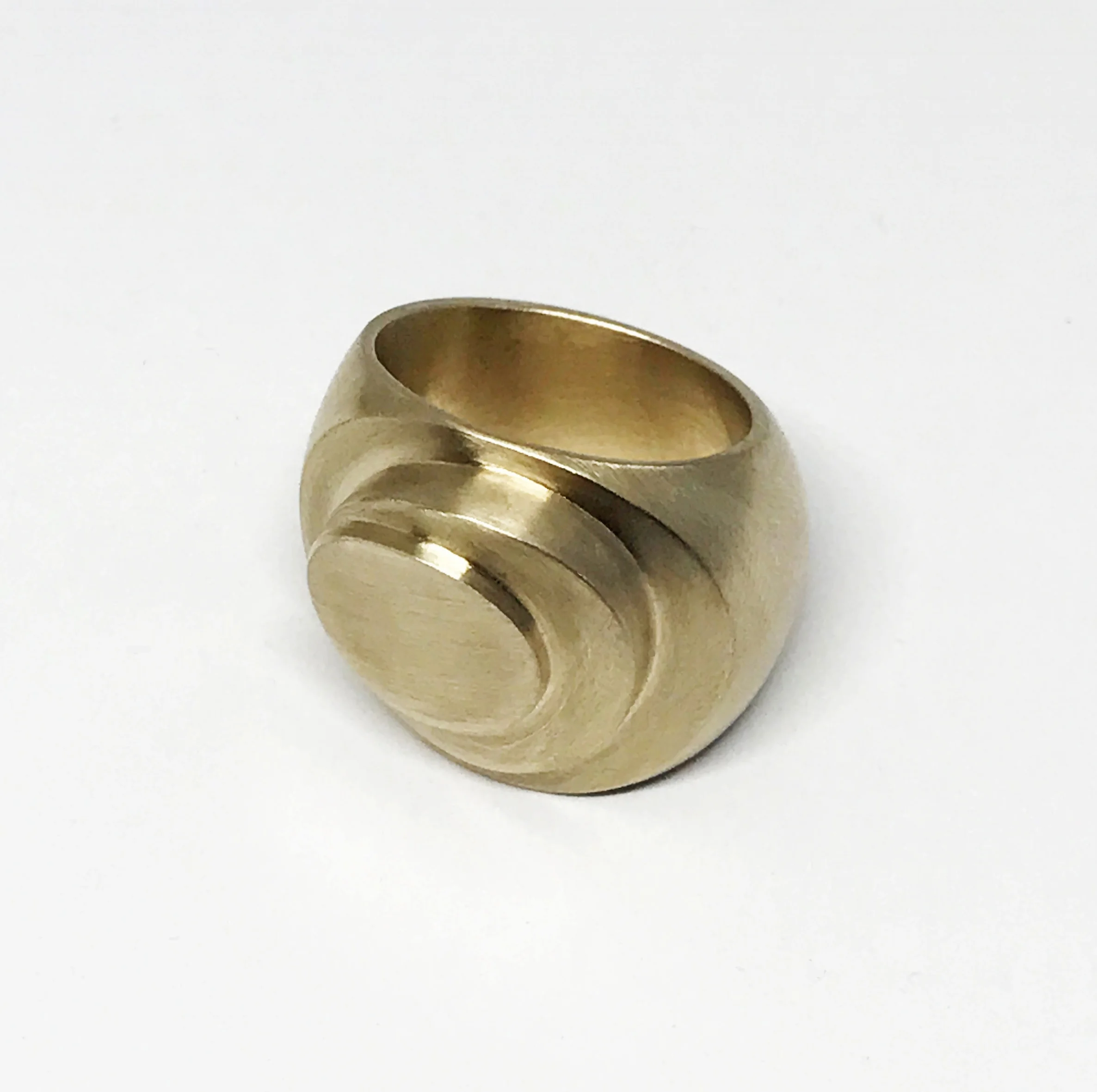 goldcirclepinky_2_IMG_1072.jpg