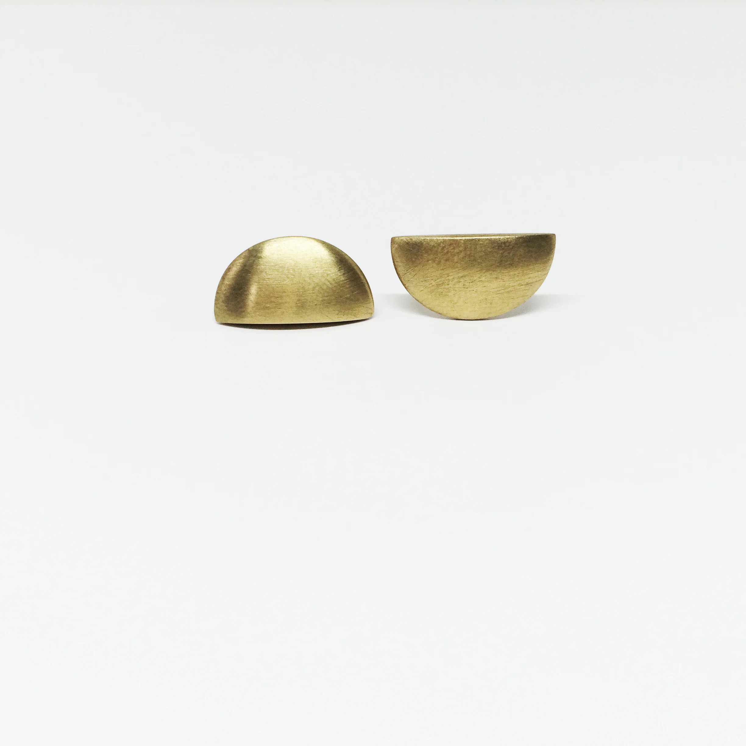 FINAL_HALF_CIRCLE_GOLD_EARRINGS_IMG_2214.jpg