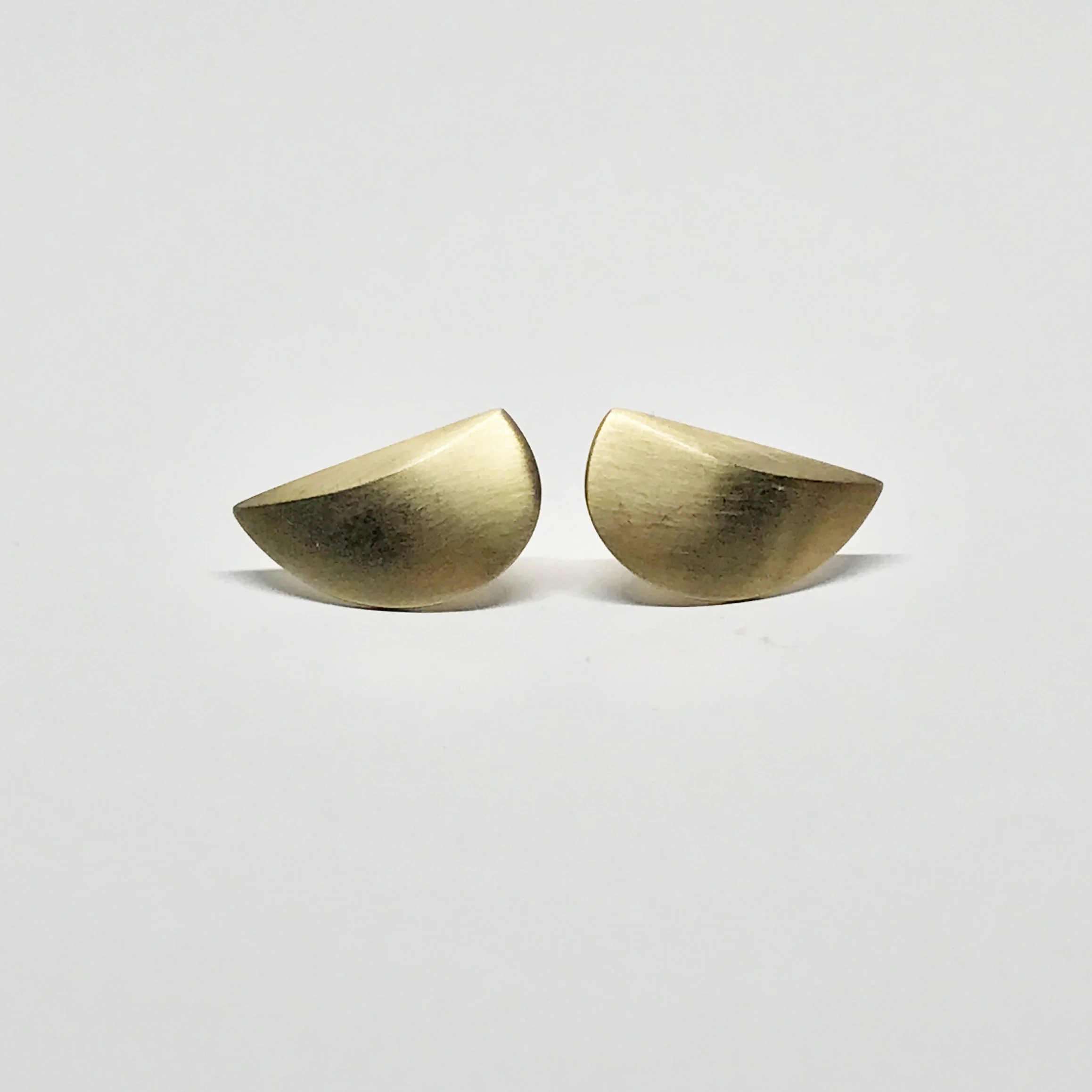 GOLD_ECLIPSE_EARRINGS_IMG_6997.jpg