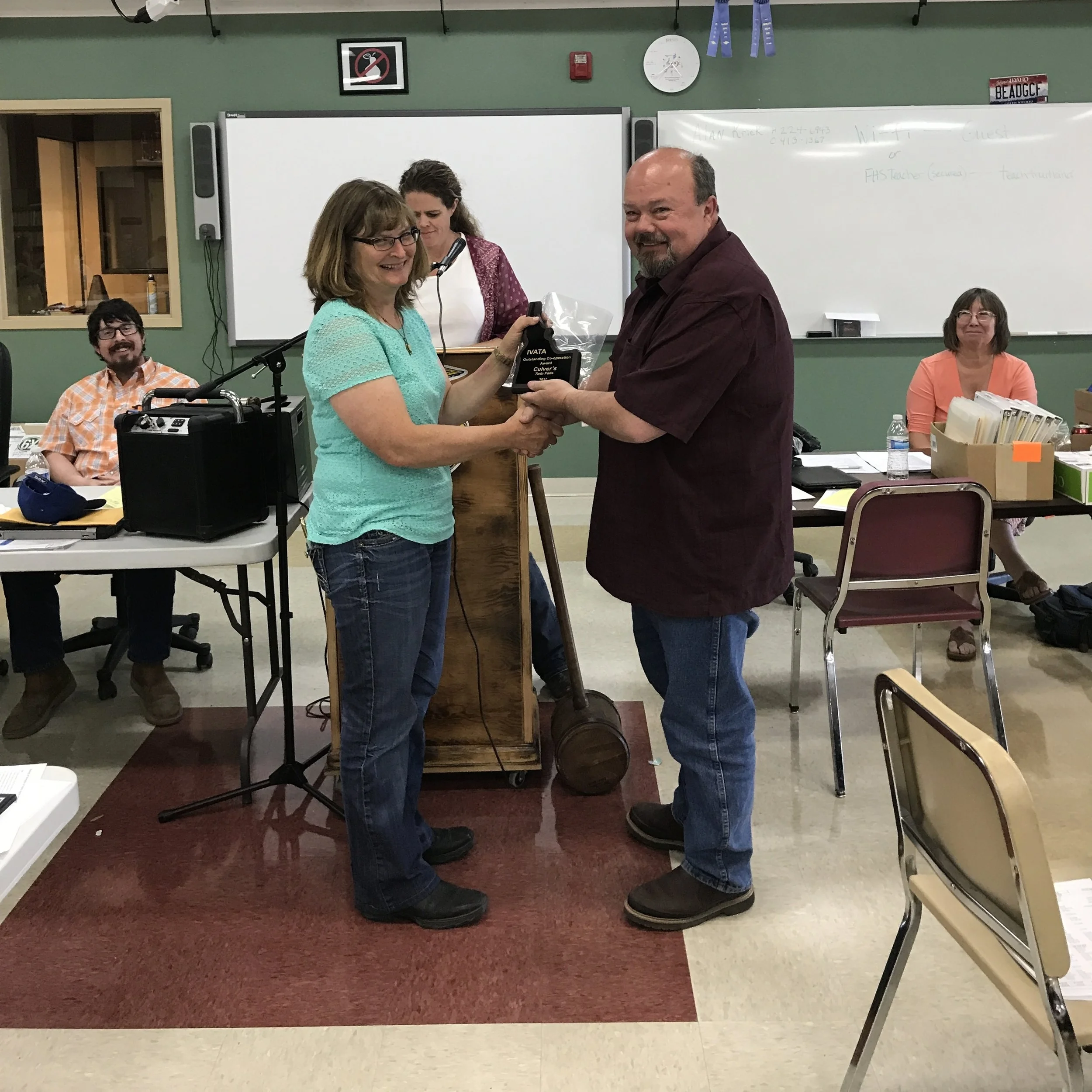 Outstanding Cooperation-Culver's Twin Falls (Accepting the Award Tom Clifton, Jerome)