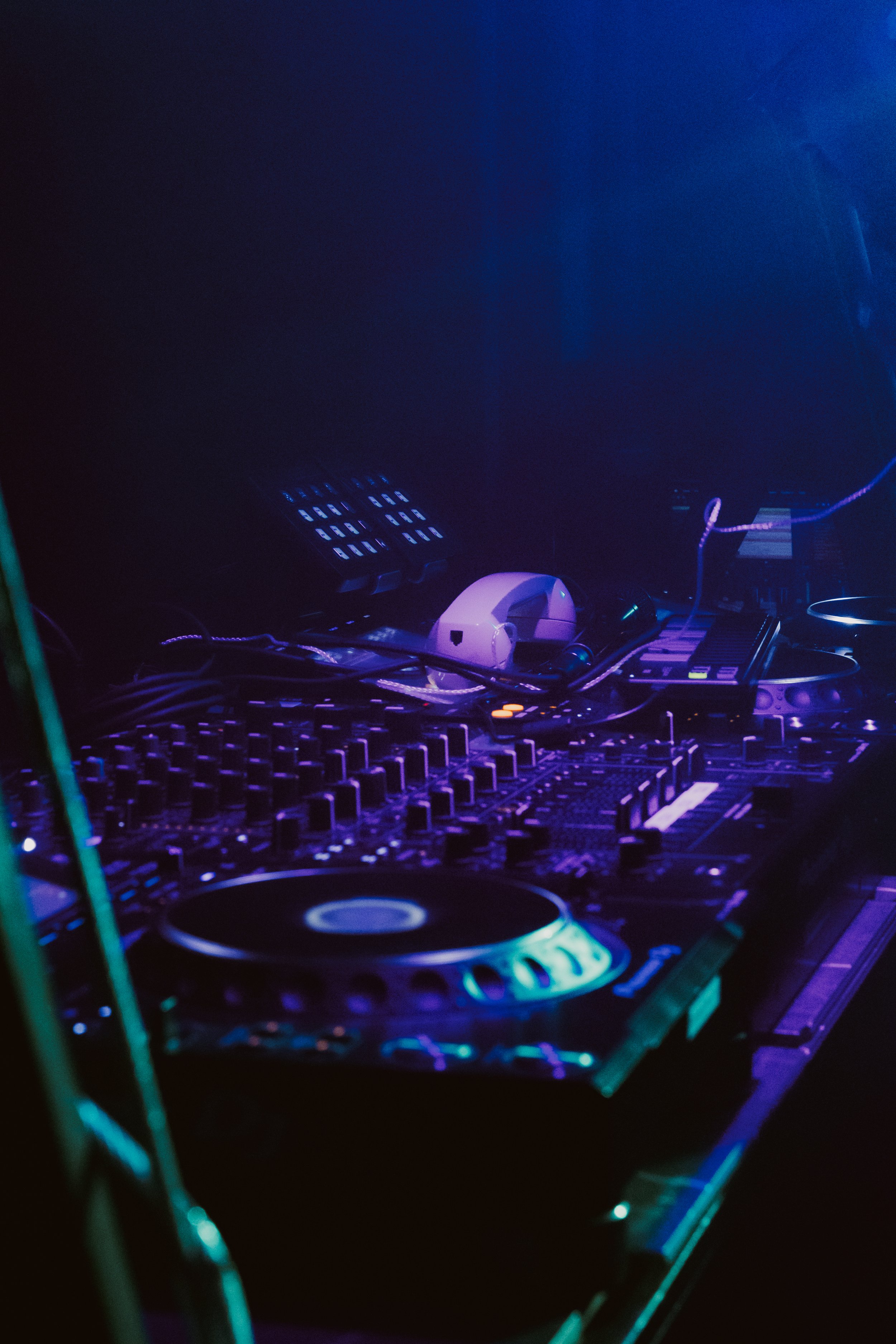 20251114_Galcher Lustwerk_Paragon-01.jpg