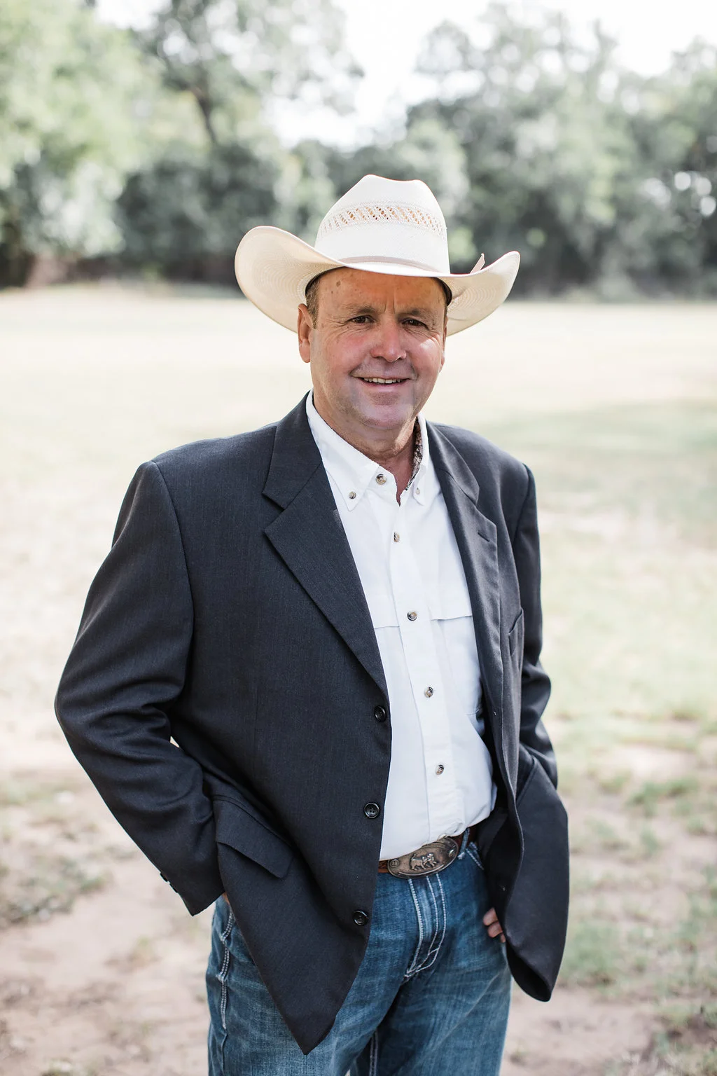 Randy Moore Realtor/Associate (325) 347-2136 Randy@reataranchrealty.com Randy and his wife Julie have raised their family near Fredonia, Tx where Randy owns Fredonia Peanut Company & Hill Country Grains servicing several ...Meet Randy