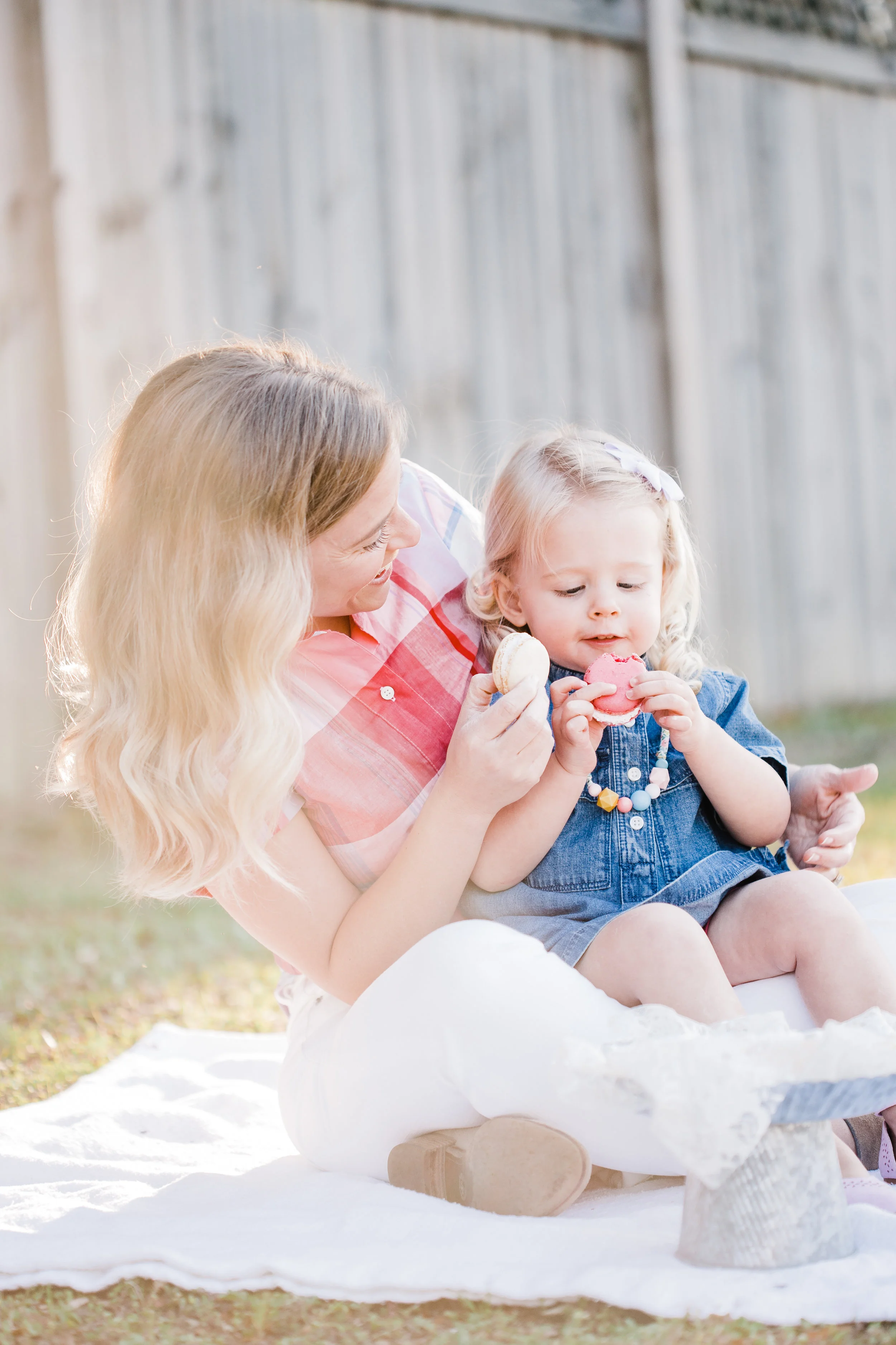 Mommies & Macarons: Portraits for a Cause