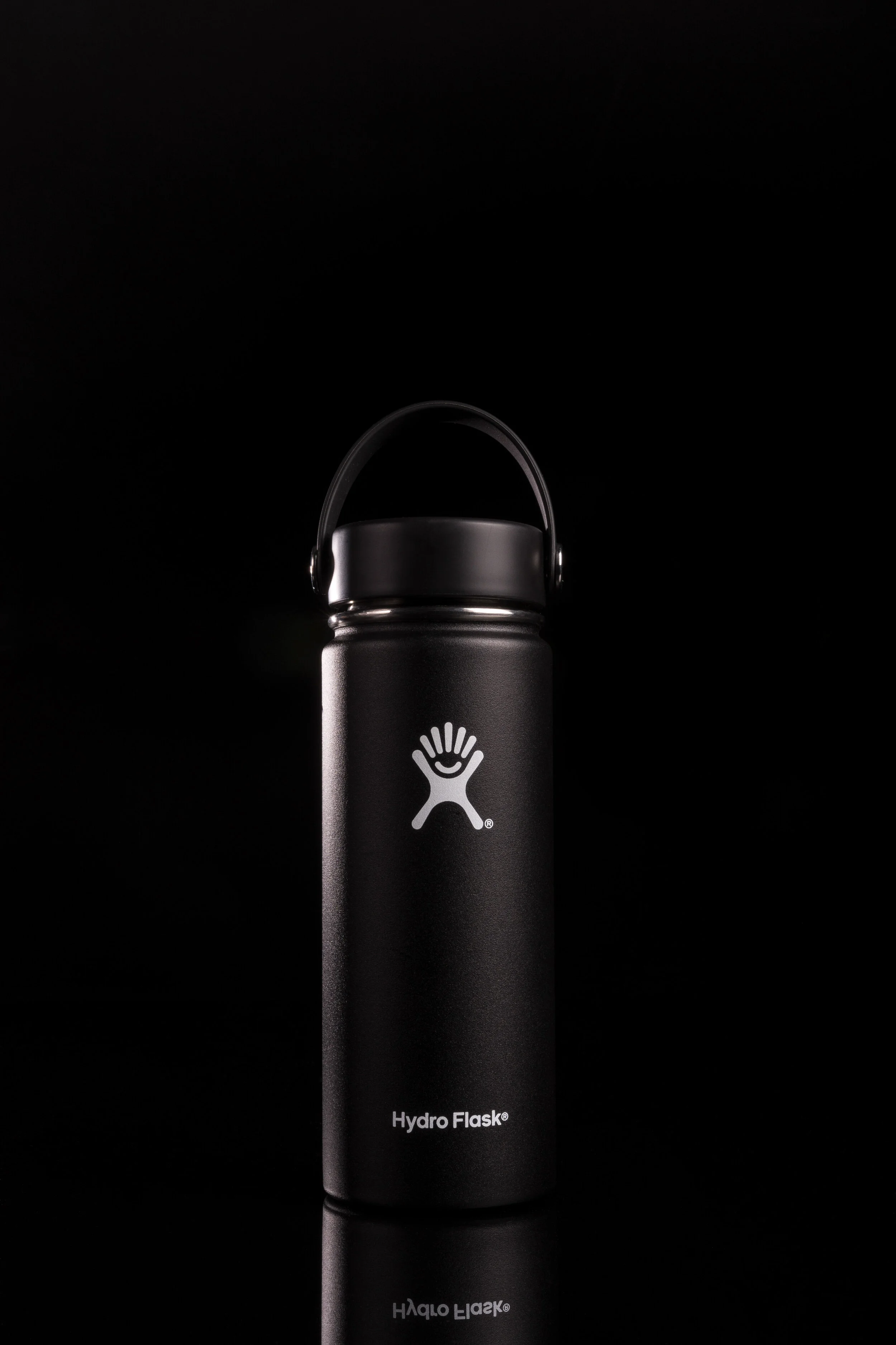 22. Hydroflask Black.JPG