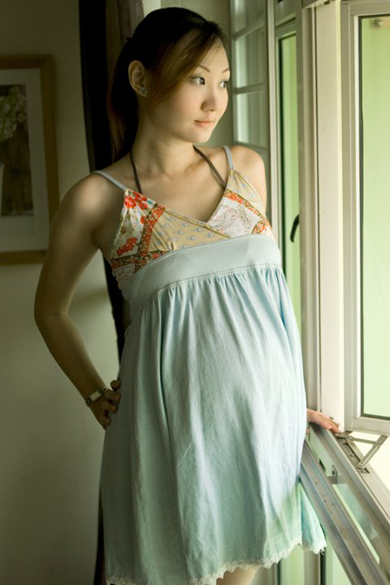 At week 22, prior to the tiring shopping trip.