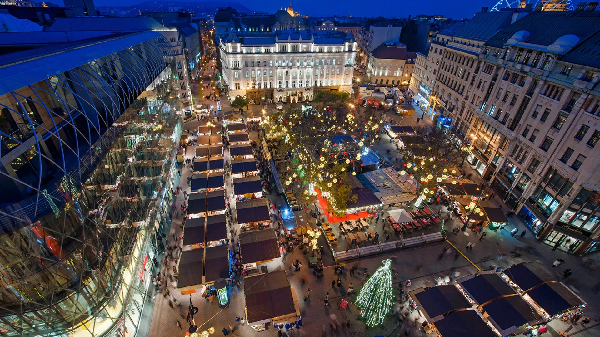 Budapest Christmas Markets.jpg