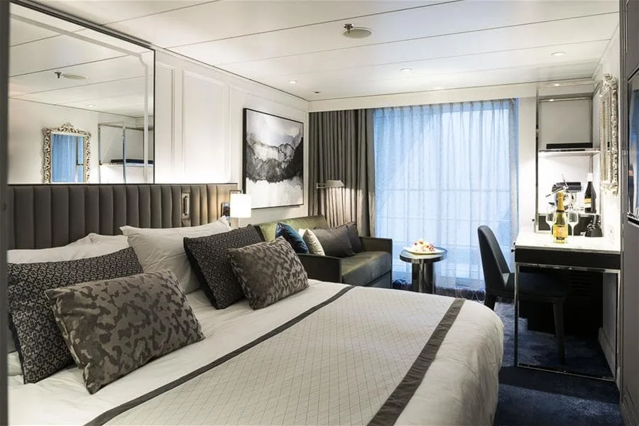 river-cruise-ship-mozart-suitee8d7083e14a76ba6be24ff000080b40b.jpg