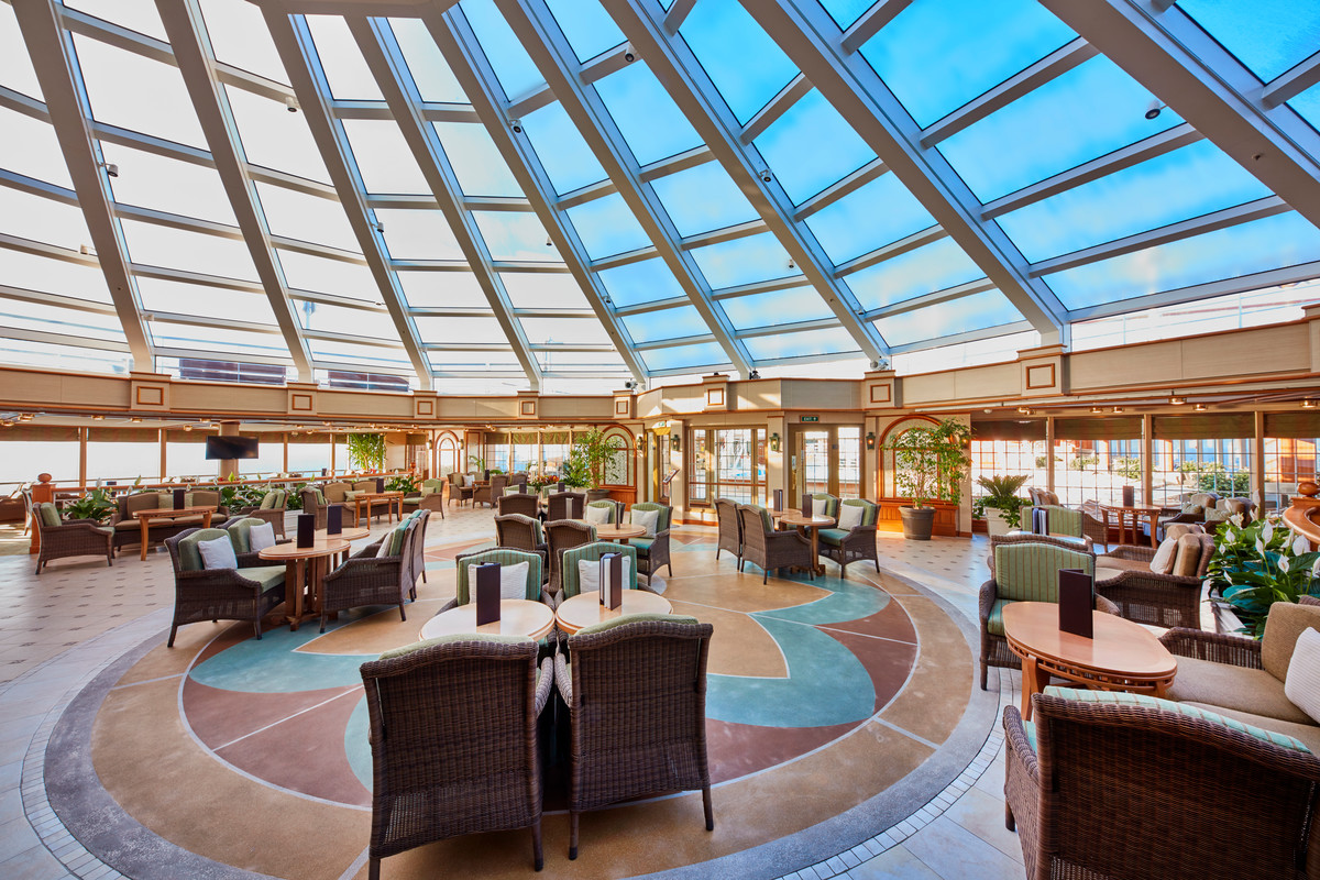 Garden lounge 16 edit.jpg