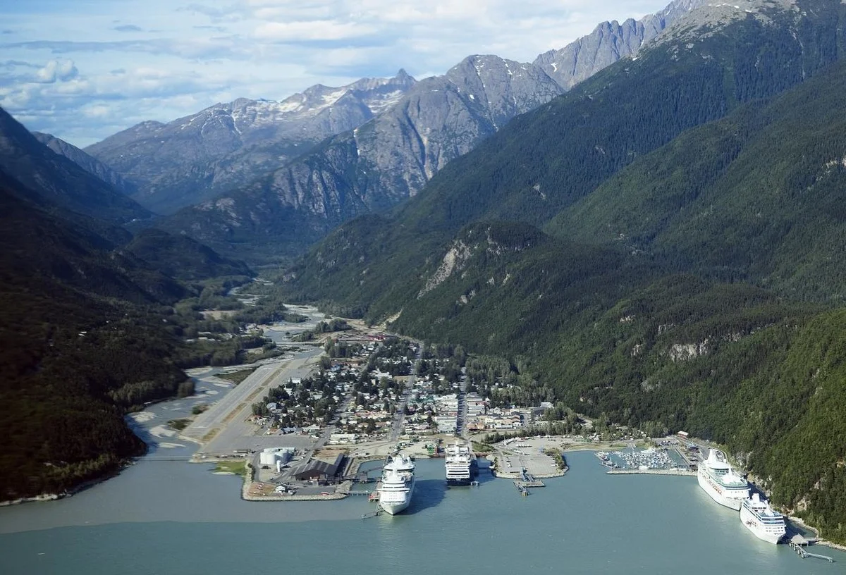 1200px-Skagway_aerial_view.jpg