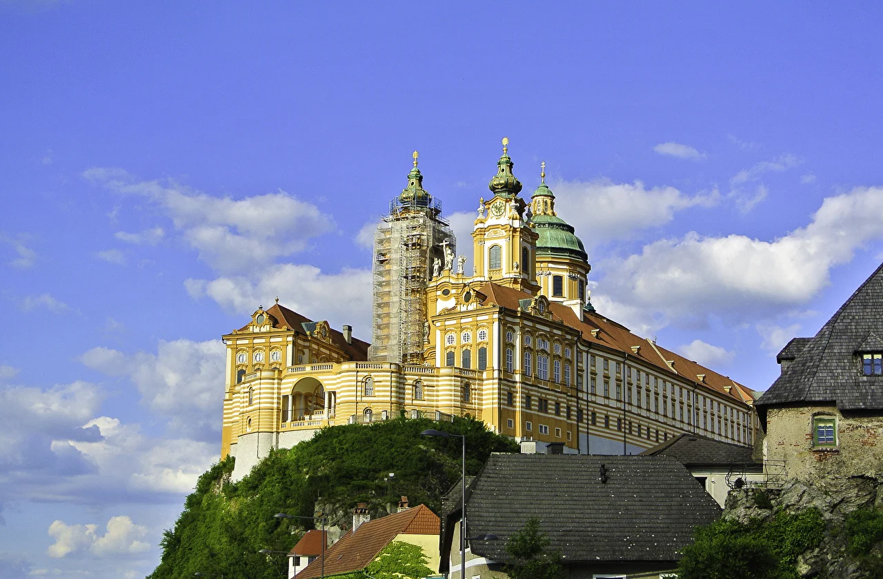 Austria_Monastery_Temples_Sky_Melk_Abbey_Roof_525454_1280x840.jpg