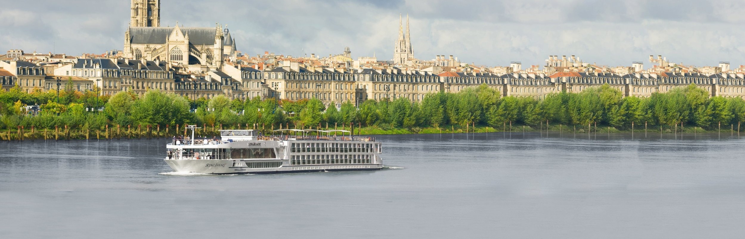 Breathtaking Bordeaux Cruises Beyond