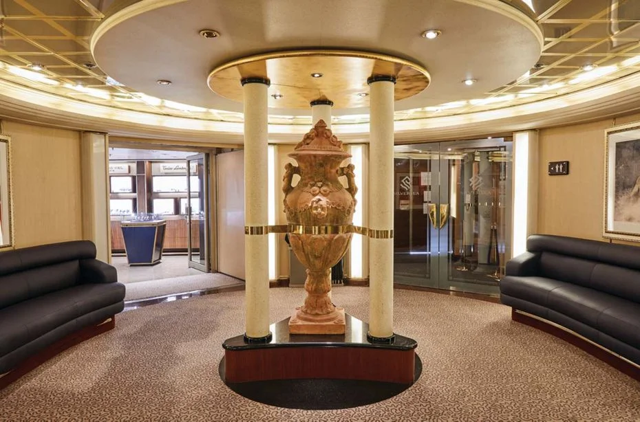 silversea-luxury-cruises-silver-wind-boutiques2.jpg