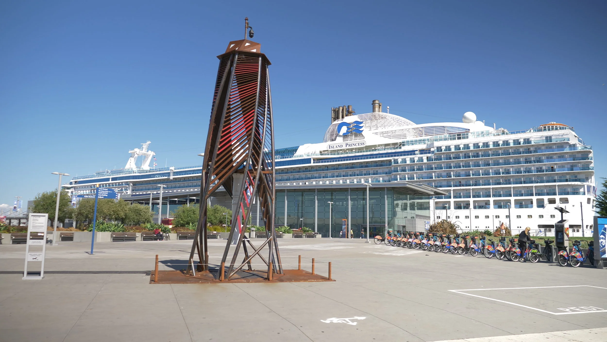 Video: Island Princess Cruise Ship Tour | 2019