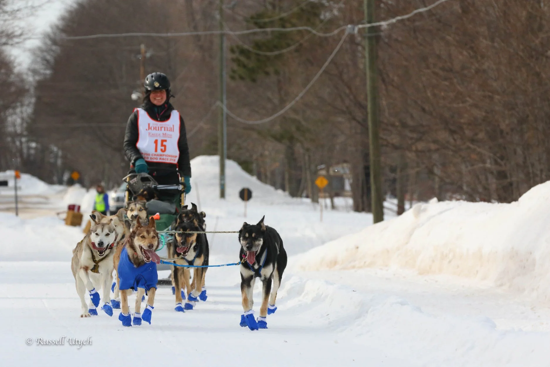Coming into grand marais, ariel and Wembley in lead. Hyside in the bag.