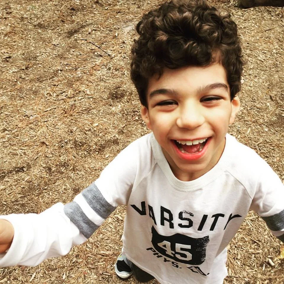 Carter Cox is a 6 year old boy who is teaching us all about sharing love, enduring hardships, and finding happiness in every situation.