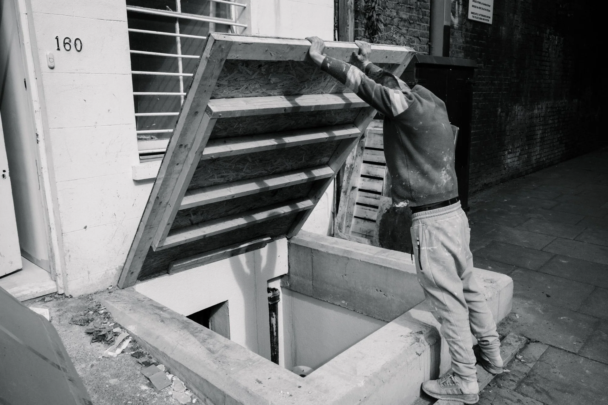 R0001977-2.jpg