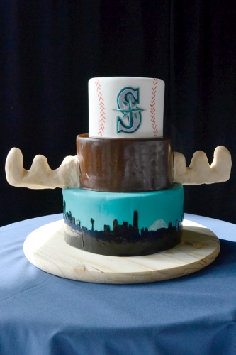 Mariners Cake | The SweetSide | Seattle Custom Cakes and Dessert